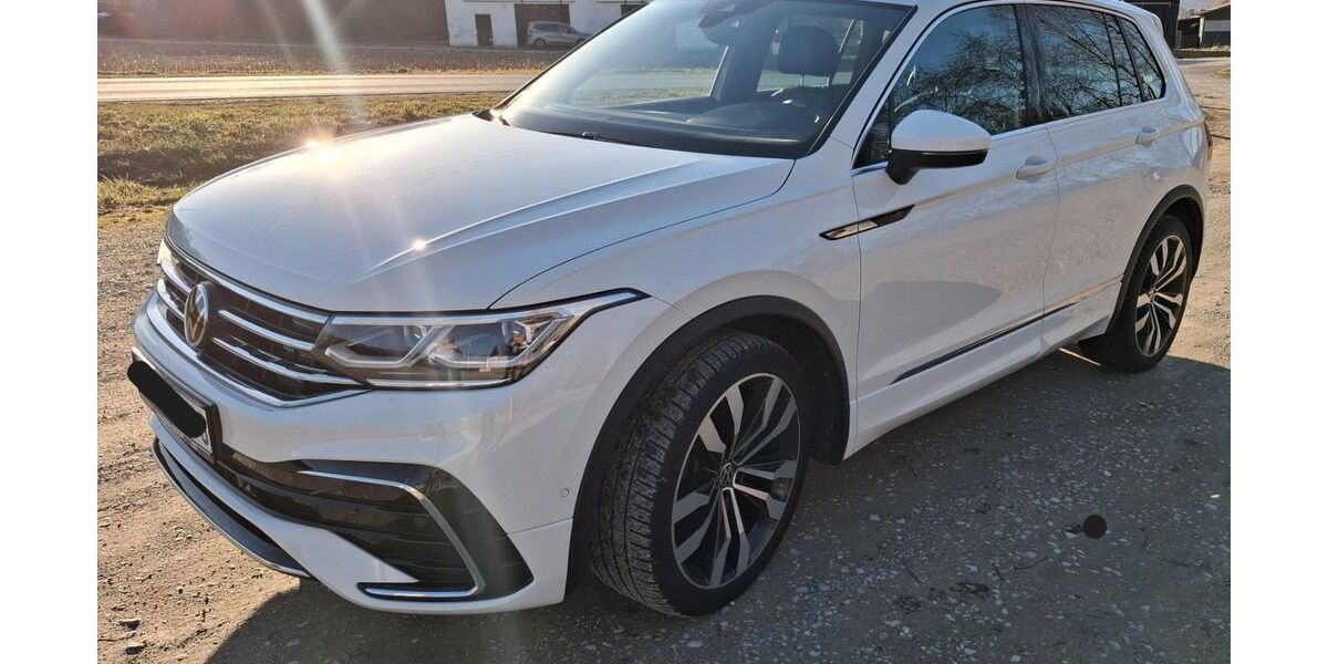 VW Tiguan 53.056 km 29.990 &euro; Pfaffenhofen a.d.Ilm 85276