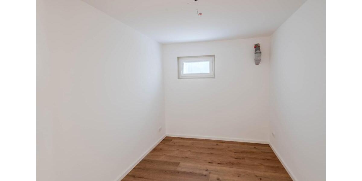 Erdgeschoßwohnung Mainburg - 4 Zimmer, 96 m&sup2;, 1.242&euro; | Angebot:26665639