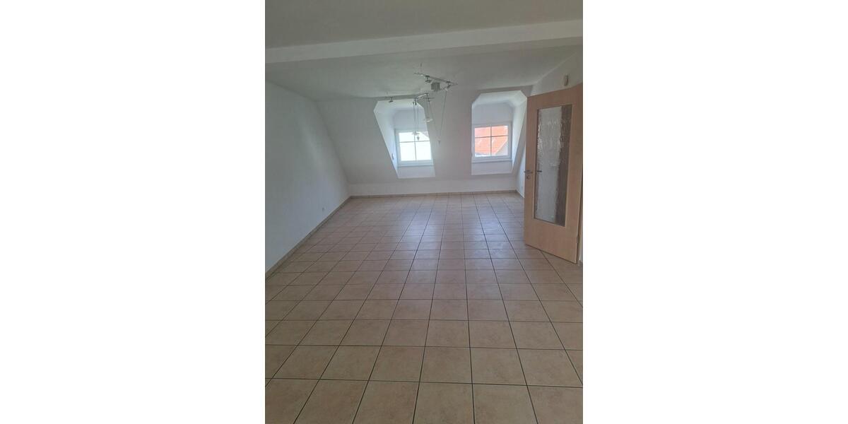 Maisonettenwohnung Geisenfeld - 4 Zimmer, 140 m&sup2;, 1.450&euro; | Angebot:25220515