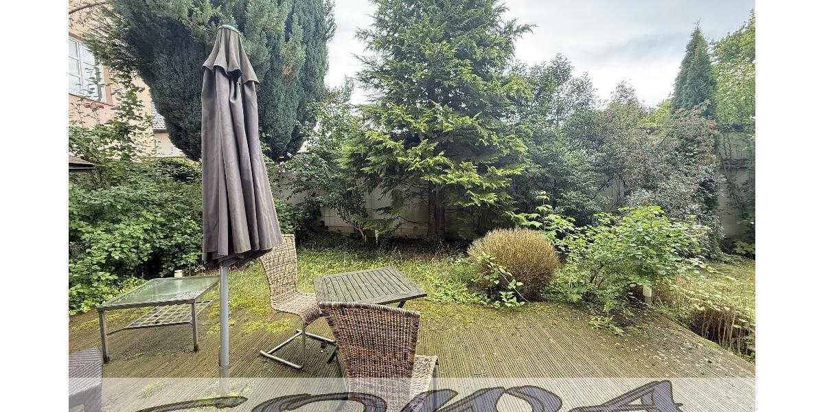 Attraktives Mehrfamilienhaus mit 5 Wohneinheiten, zwei Garagen und Garten in zentraler Lage in Neuburg - Ein Objekt von Ihrem Immobilienpartner SOWA Immobilien und Finanzen - Mehrfamilienhaus, Wohnhaus Neuburg an der Donau | Angebot:22009590