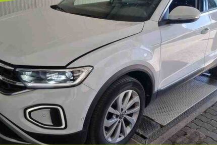 VW T-Roc 82.494 km 25.860 &euro; Mainburg 84048