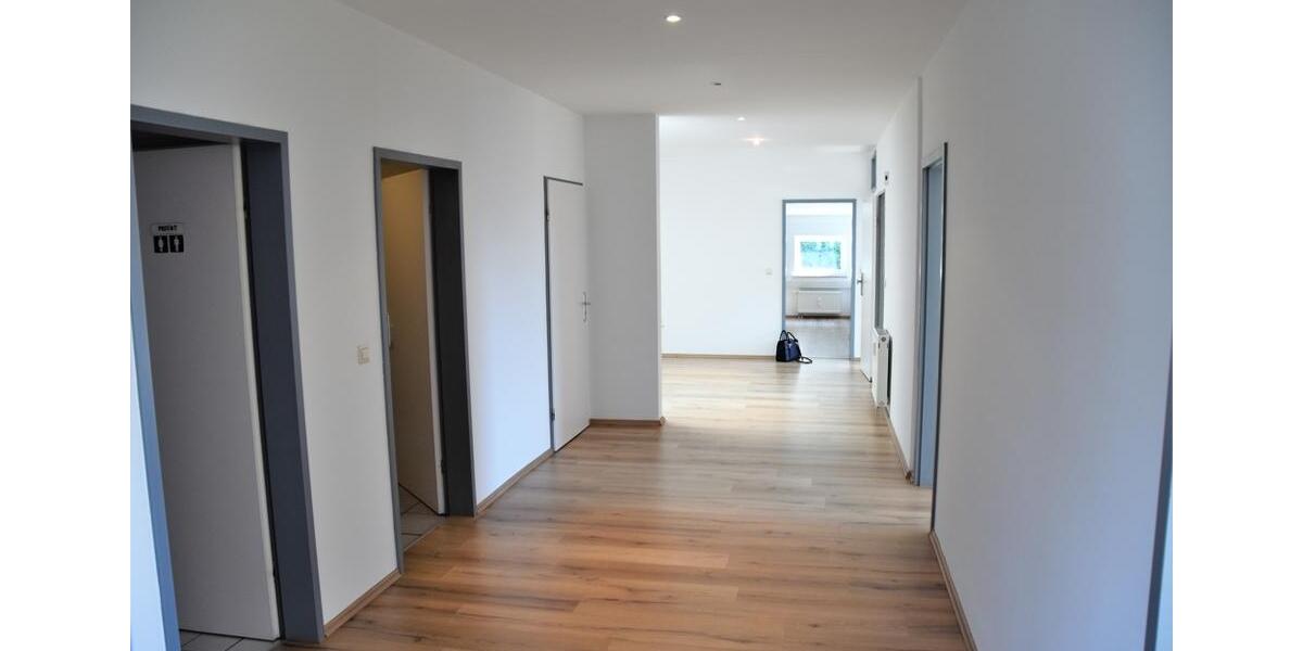 Gewerbeobjekt Karlskron - 900&euro; | Angebot:23120228