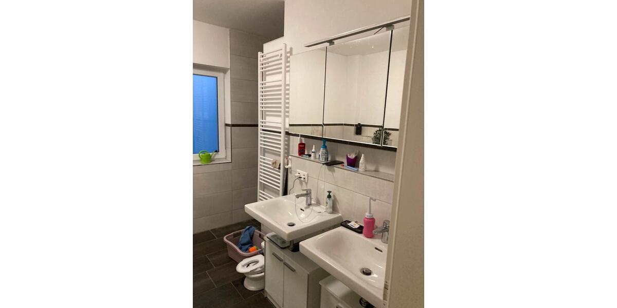 Etagenwohnung Pförring - 4 Zimmer, 129 m&sup2;, 1.050&euro; | Angebot:26045129