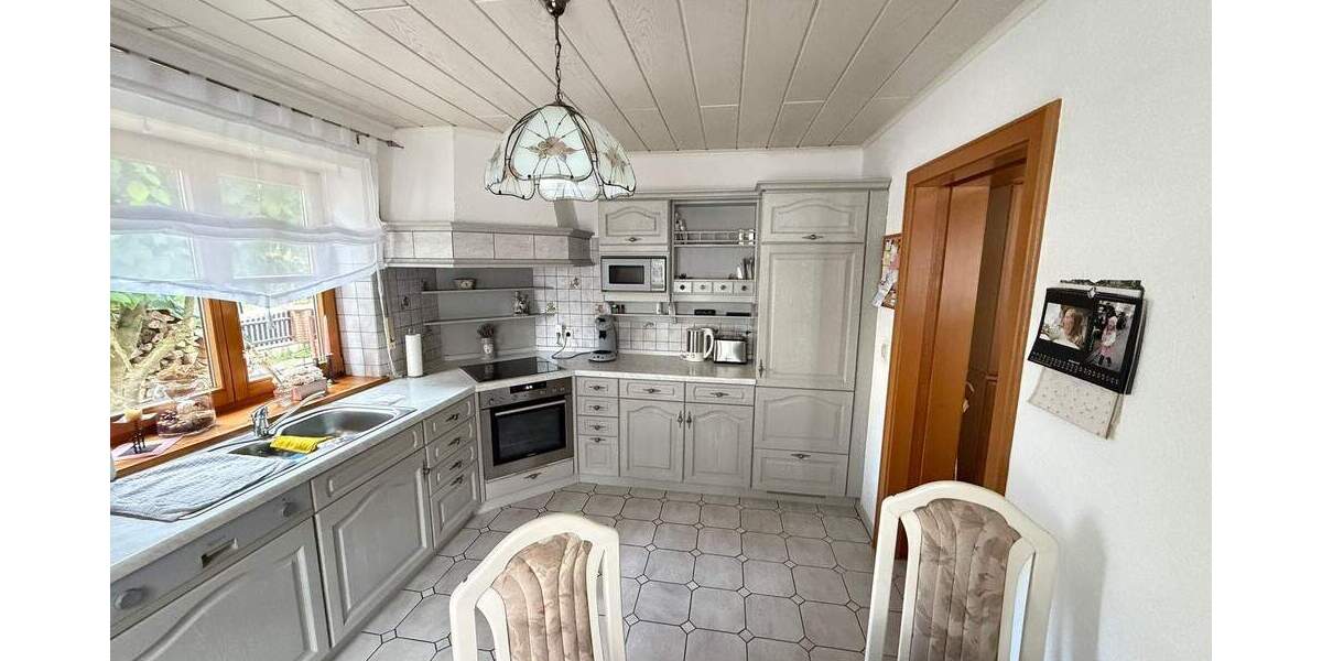 Mehrfamilienhaus, Wohnhaus Neuburg an der Donau Heinrichsheim - 6 Zimmer, 208 m&sup2;, 719.000&euro; | Angebot:25729938