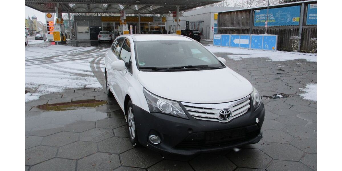 Toyota Avensis 335.000 km 2.999 &euro; Ingolstadt 85055