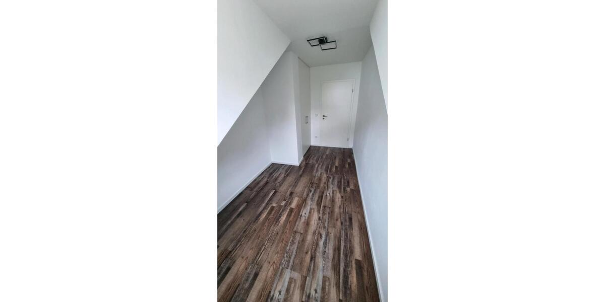 Dachgeschoßwohnung Kösching - 3 Zimmer, 66 m&sup2;, 220.000&euro; | Angebot:27271529