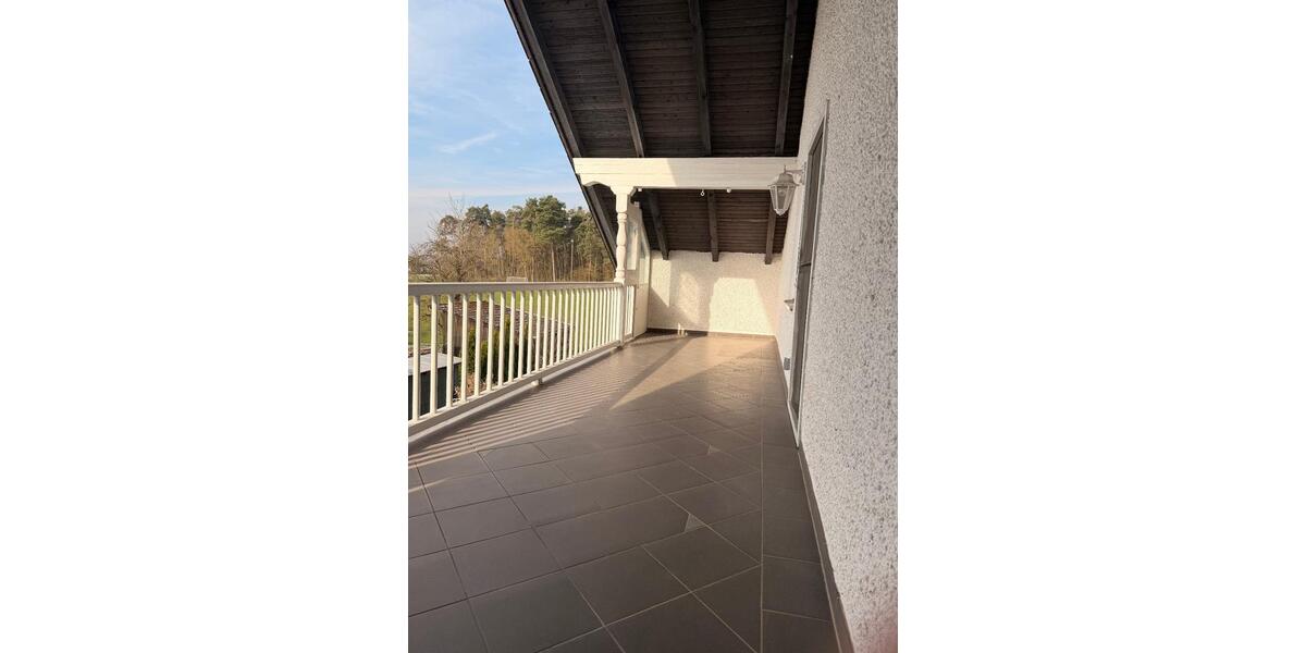 Dachgeschoßwohnung Weichering - 4 Zimmer, 98 m&sup2;, 1.195&euro; | Angebot:25839170