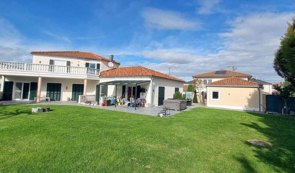 Mehrfamilienhaus, Wohnhaus Kösching - 1 Zimmer, 320 m&sup2;, 1.600.000&euro; | Angebot:25708038