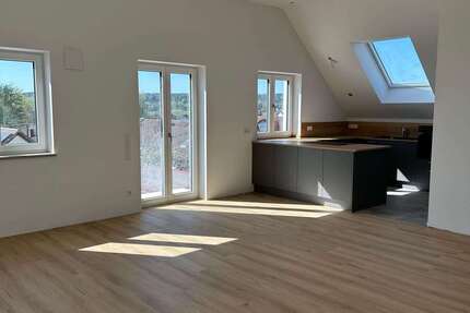 Wohnung Königsfeld Königsfeld - 3 Zimmer, 84 m&sup2;, 1.150&euro; | Angebot:26041176