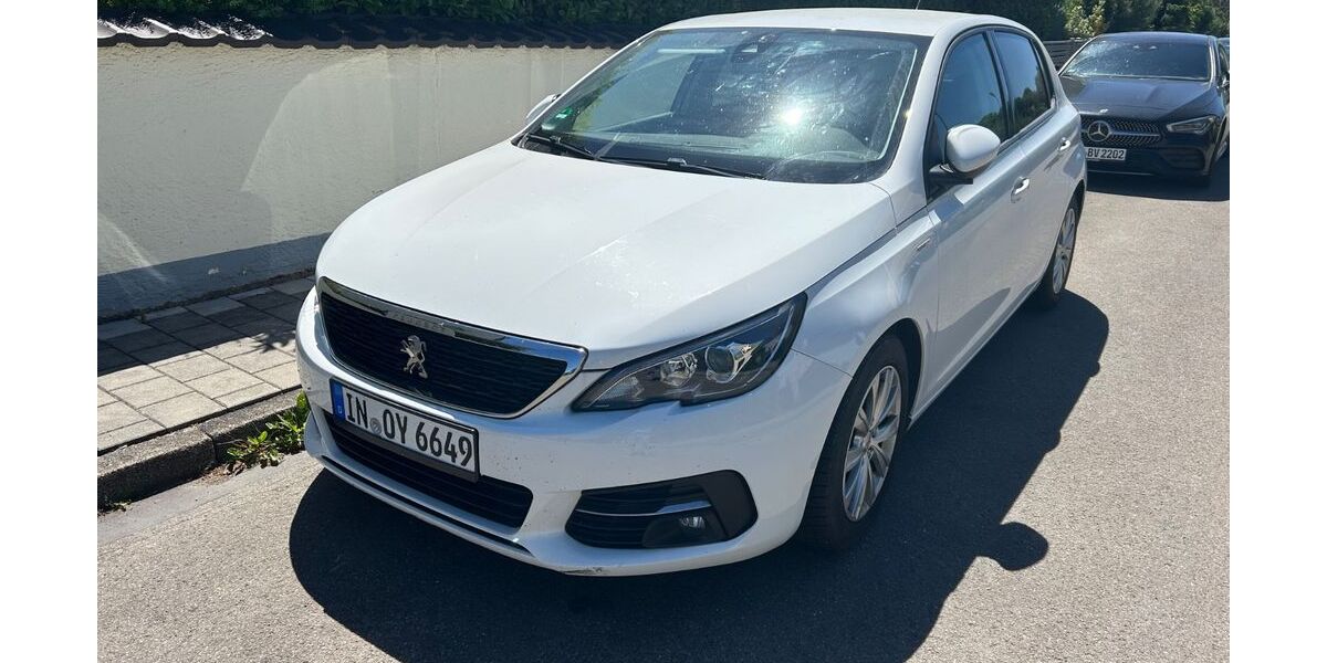 Peugeot 308 43.000 km 9.500 &euro; Ingolstadt 85055