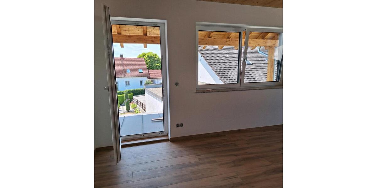 Etagenwohnung Großmehring - 4 Zimmer, 115 m&sup2;, 1.570&euro; | Angebot:27617653