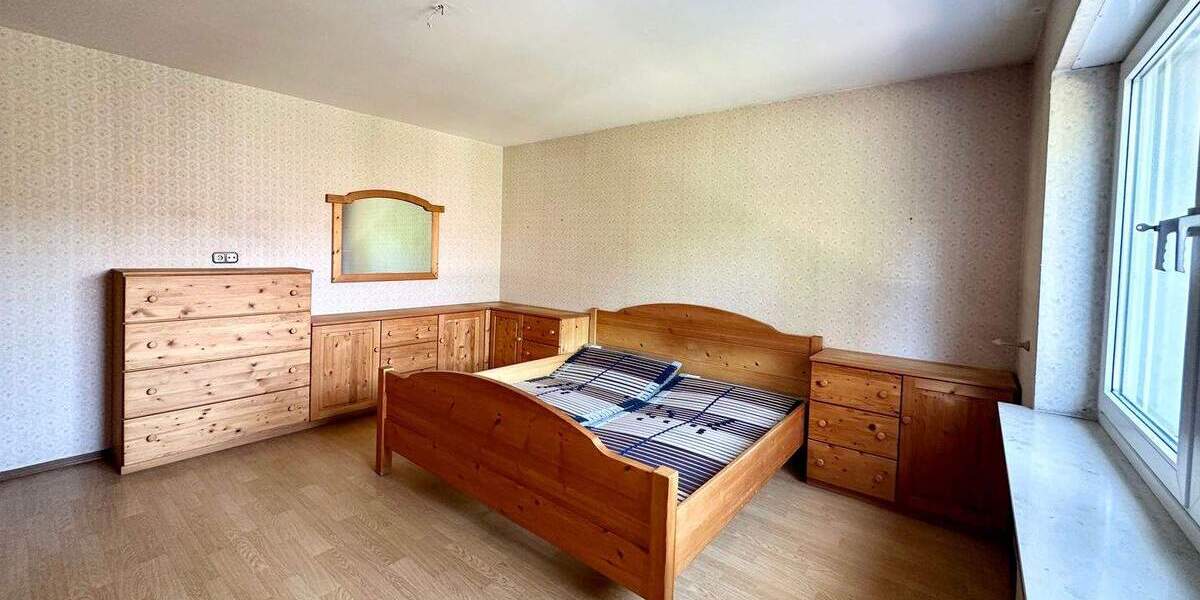 Mehrfamilienhaus, Wohnhaus Denkendorf - 5 Zimmer, 238 m&sup2;, 550.000&euro; | Angebot:25670987