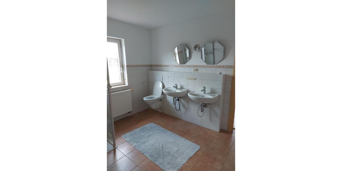 Einfamilienhaus Riedenburg - 5 Zimmer, 240 m&sup2;, 535.000&euro; | Angebot:26836365