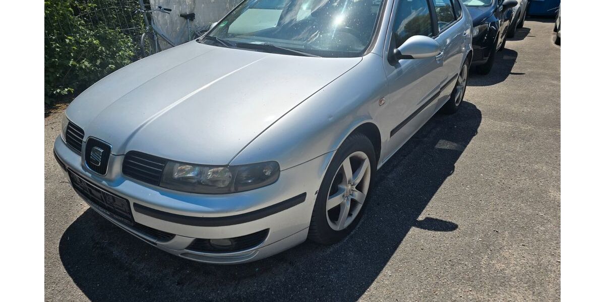 Seat Leon 221.000 km 1.999 &euro; Neuburg an der Donau 86633