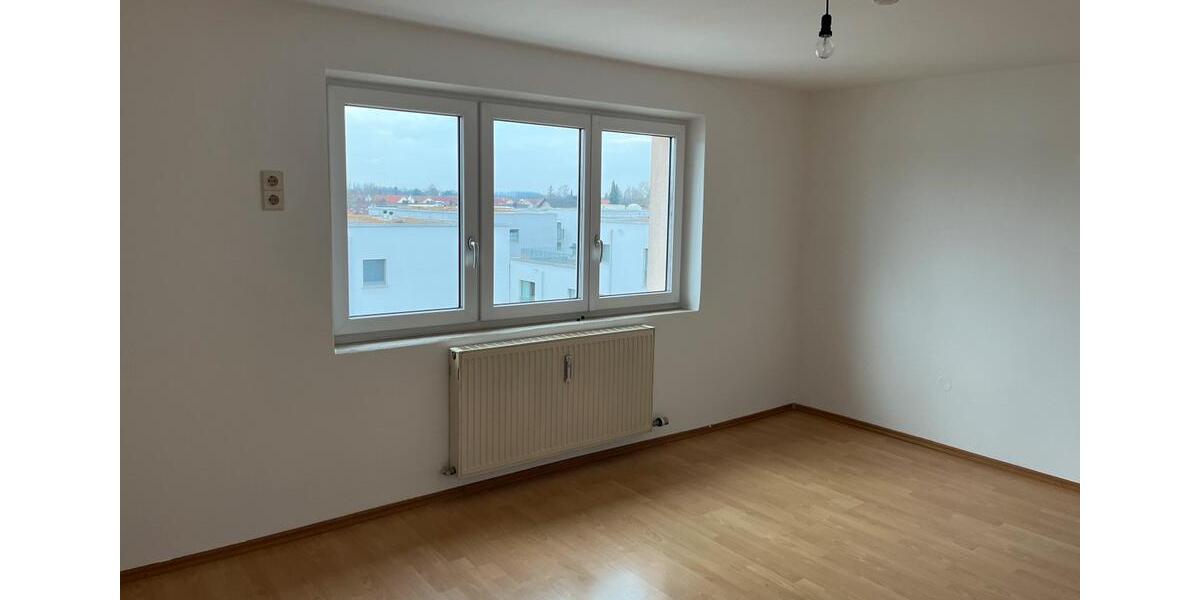 Dachgeschoßwohnung Ingolstadt Münchener Straße - 2 Zimmer, 50 m&sup2;, 600&euro; | Angebot:26638675
