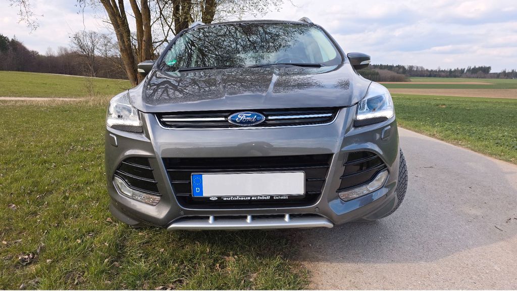 Ford Kuga 88.000 km 12.600 &euro; Hitzhofen 85122
