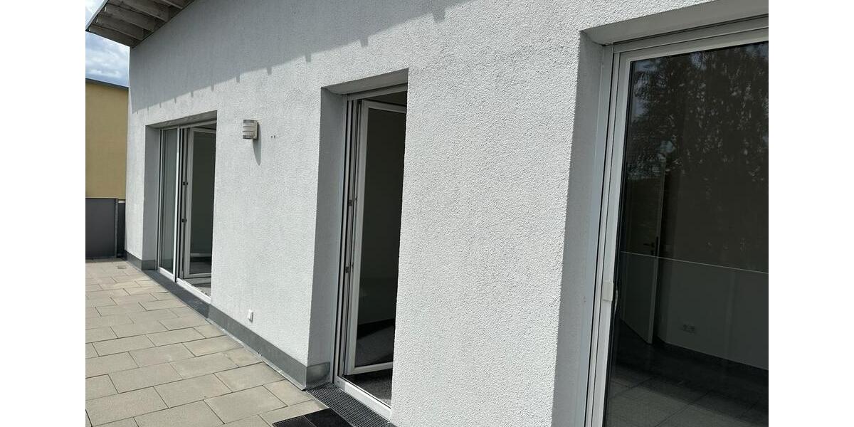Etagenwohnung Ingolstadt Friedrichshofen-Hollerstauden - 4 Zimmer, 101 m&sup2;, 1.640&euro; | Angebot:27539055