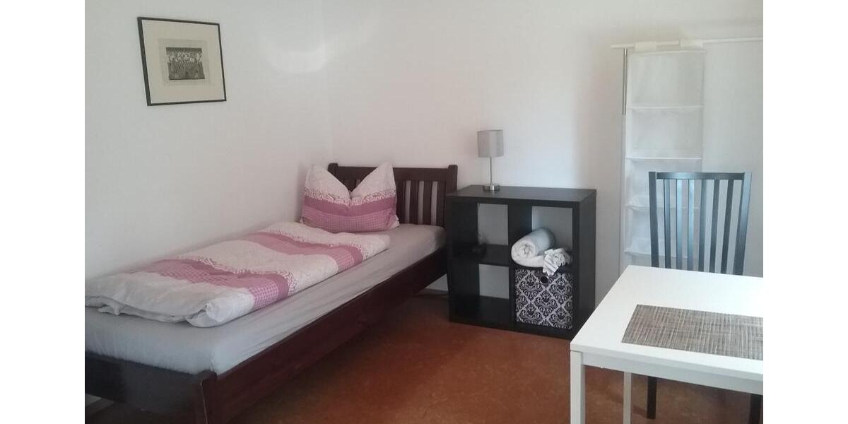 Einfamilienhaus Denkendorf - 5 Zimmer, 100 m&sup2;, 20&euro; | Angebot:25841107