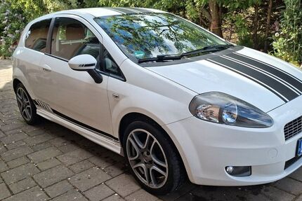 Fiat Grande Punto 119.330 km 3.200 &euro; Rennertshofen 86643