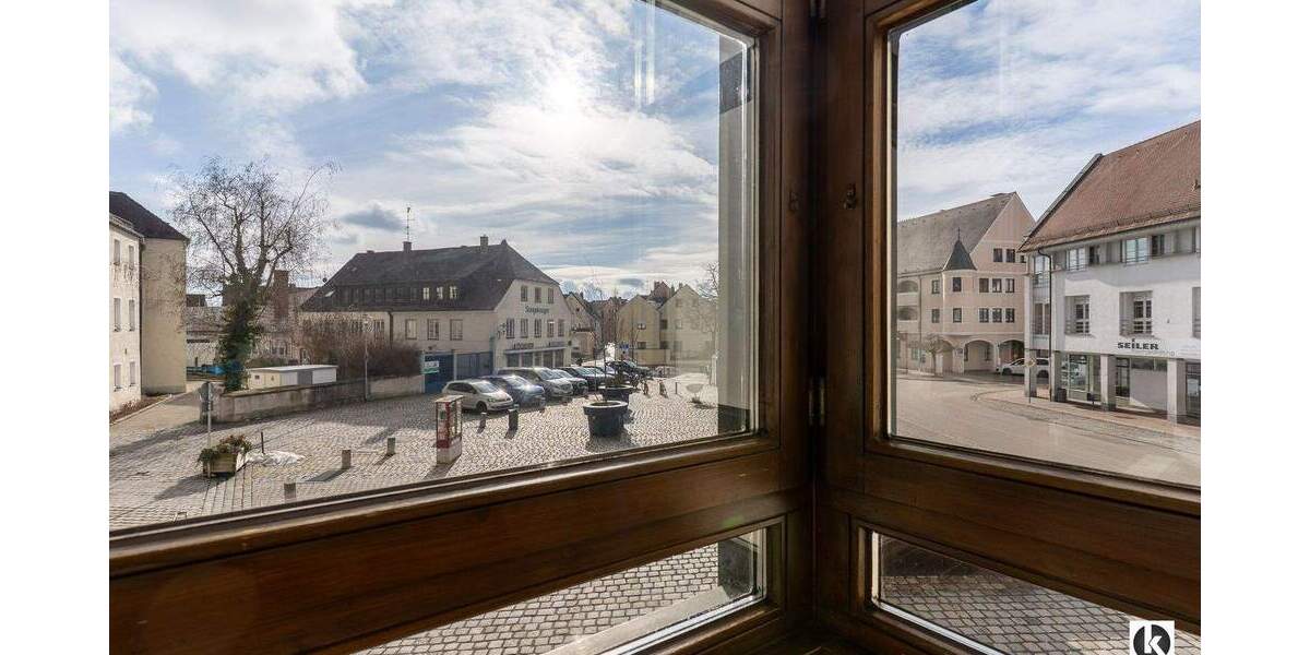 Etagenwohnung Neuburg an der Donau Neuburg - 3 Zimmer, 89 m&sup2;, 260.000&euro; | Angebot:25798765