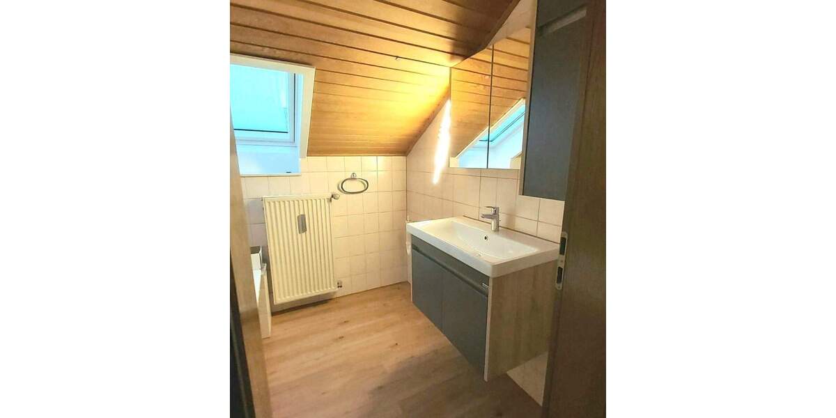 Etagenwohnung Gaimersheim - 4 Zimmer, 116 m&sup2;, 1.190&euro; | Angebot:25665577