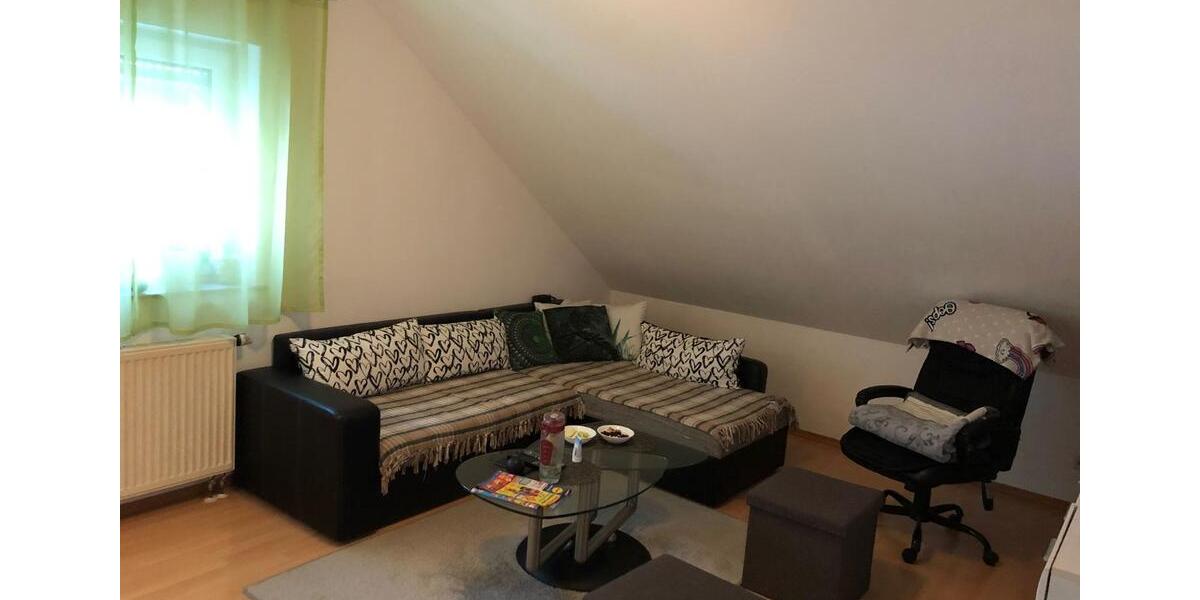 Dachgeschoßwohnung Ingolstadt Nordost - 4 Zimmer, 88 m&sup2;, 880&euro; | Angebot:25923228