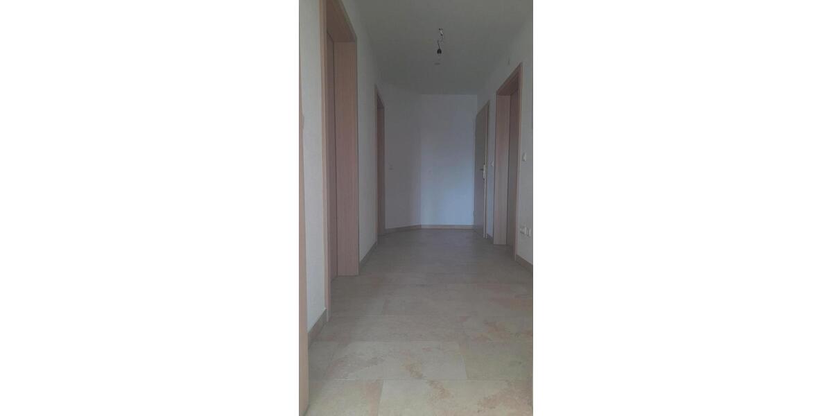Dachgeschoßwohnung Schrobenhausen - 3 Zimmer, 65 m&sup2;, 800&euro; | Angebot:26407112