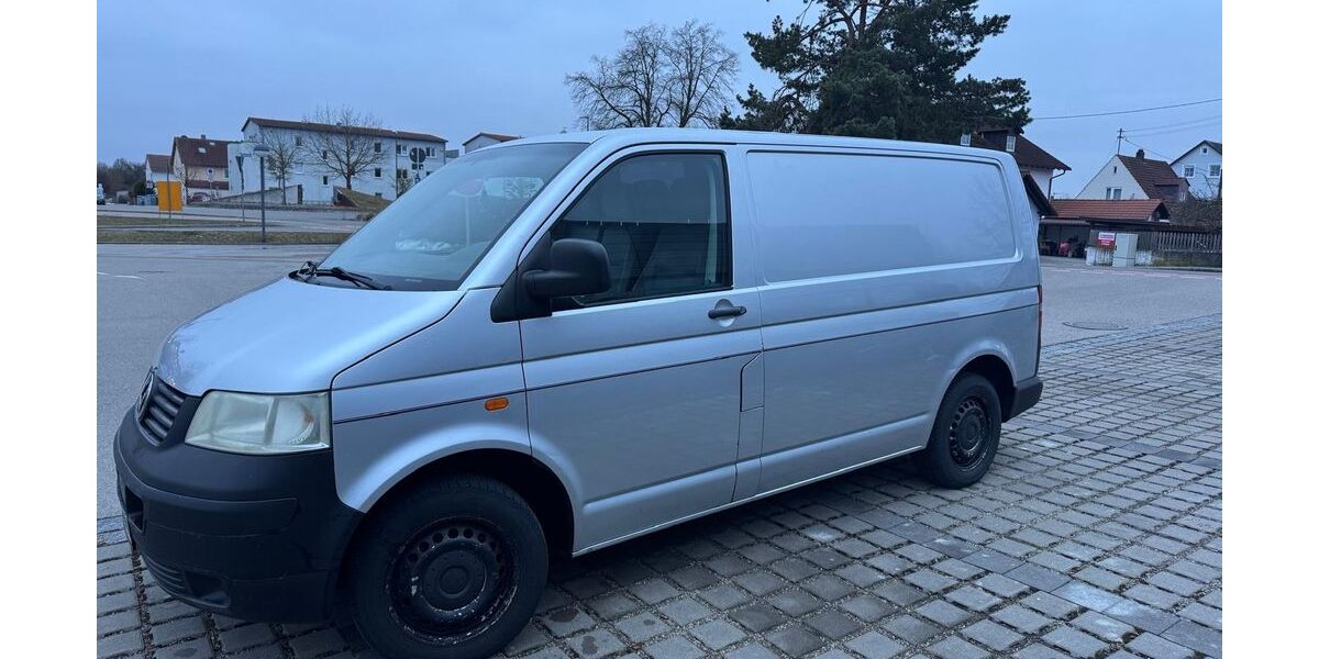 VW T5 Transporter 224.500 km 5.000 &euro; Berg im Gau 86562