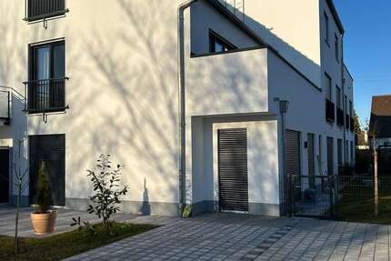 Wohnung Ingolstadt Ringsee - 3 Zimmer, 95 m&sup2;, 1.250&euro; | Angebot:26587483