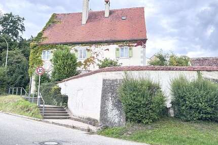 Haus Ingolstadt - 8 Zimmer, 210 m&sup2;, 450.000&euro; | Angebot:26621060