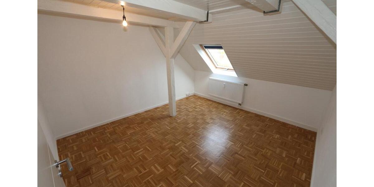 Dachgeschoßwohnung Ingolstadt Nordost - 2 Zimmer, 52 m&sup2;, 149.000&euro; | Angebot:26802964