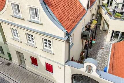 Haus Ingolstadt - 12.5 Zimmer, 387 m&sup2;, 1.950.000&euro; | Angebot:23266397