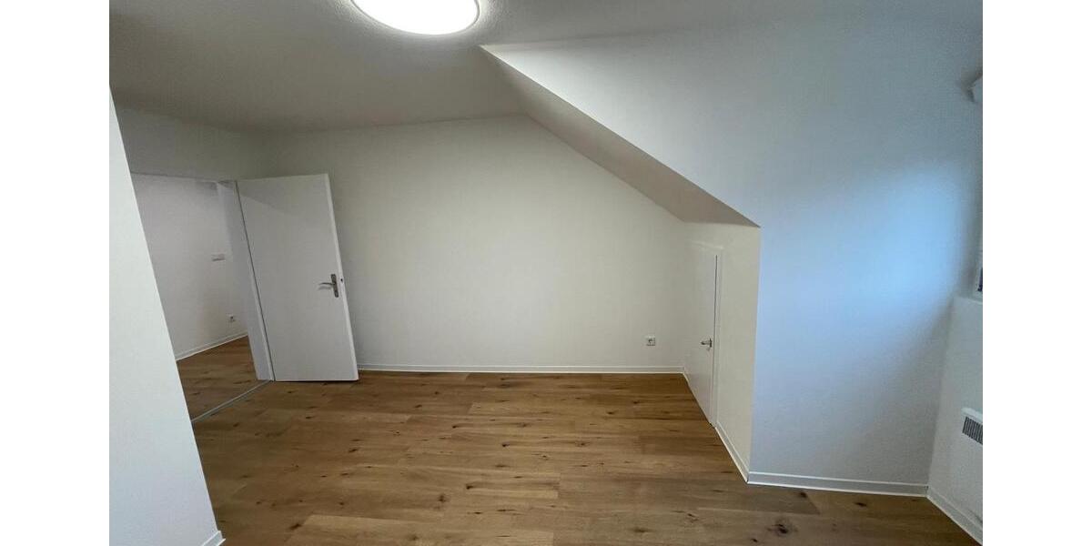 Etagenwohnung Ingolstadt Nordost - 3.5 Zimmer, 65 m&sup2;, 1.100&euro; | Angebot:26266134