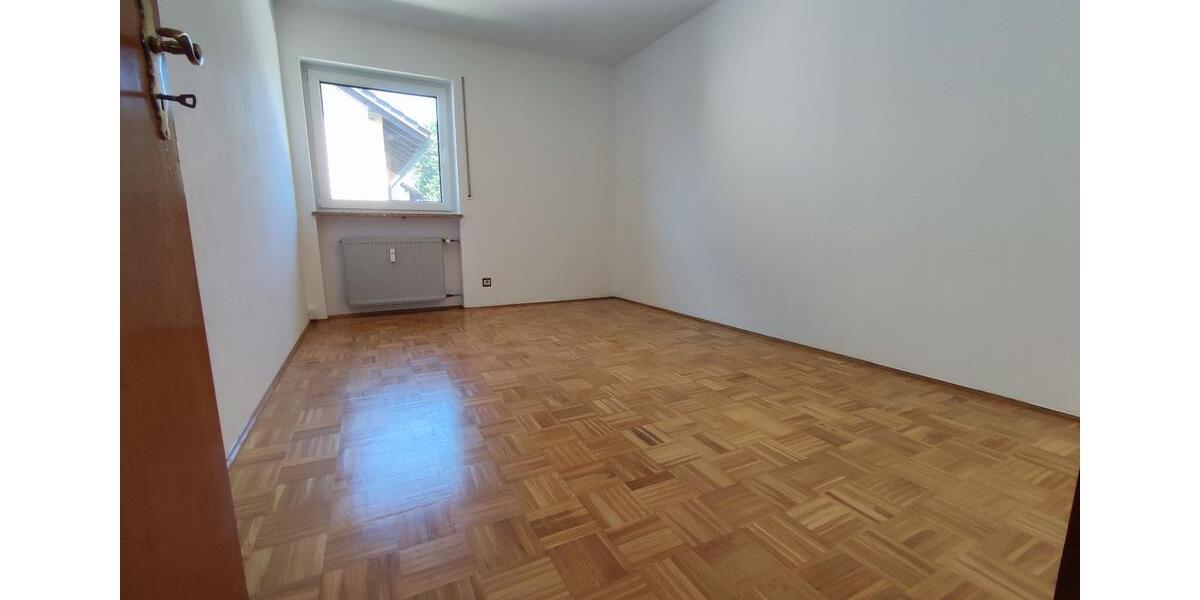 Etagenwohnung Ingolstadt Nordost - 3.5 Zimmer, 90 m&sup2;, 339.000&euro; | Angebot:26959567