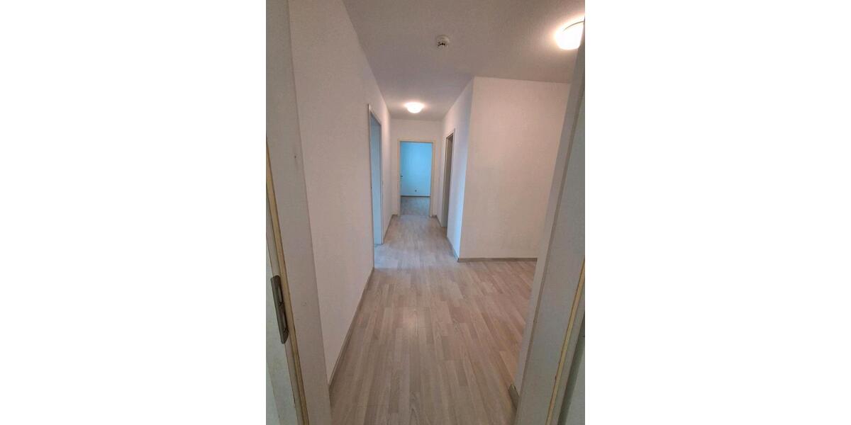 Etagenwohnung Schrobenhausen - 3 Zimmer, 74 m&sup2;, 290.000&euro; | Angebot:26120572