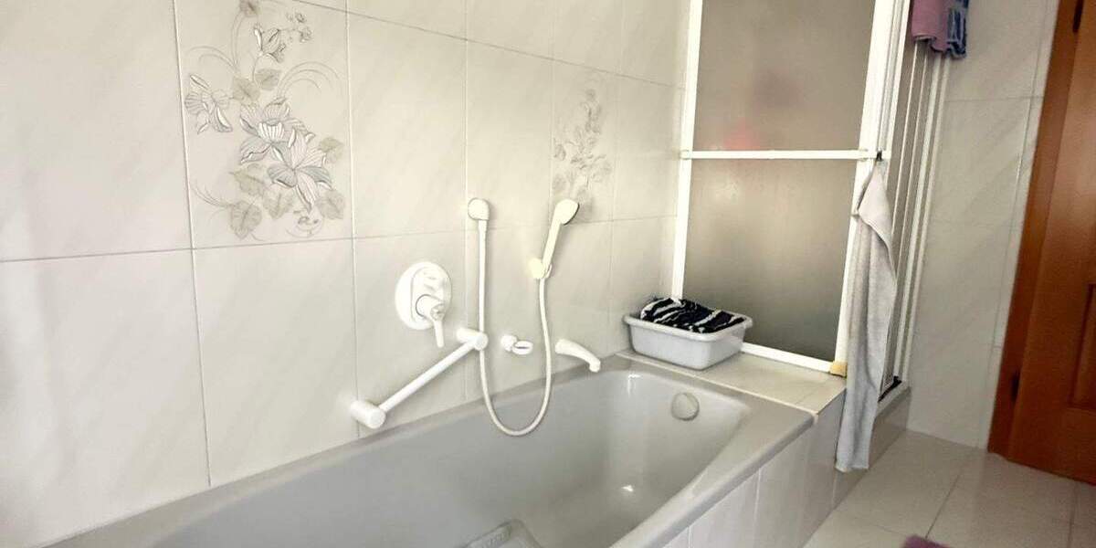 Mehrfamilienhaus, Wohnhaus Neuburg an der Donau Heinrichsheim - 6 Zimmer, 208 m&sup2;, 719.000&euro; | Angebot:25729938