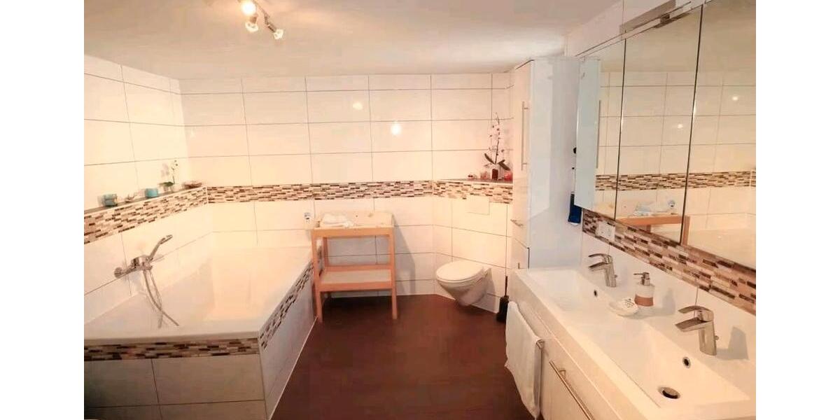 Mehrfamilienhaus, Wohnhaus Kinding - 15 Zimmer, 550 m&sup2;, 670.000&euro; | Angebot:26890326