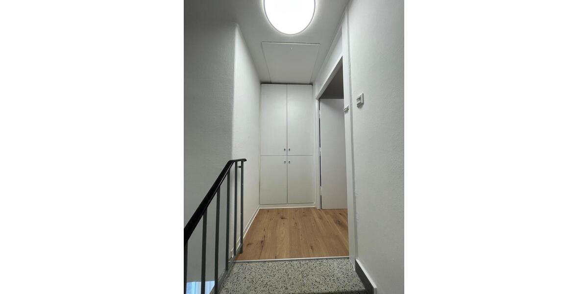 Etagenwohnung Ingolstadt Nordost - 3.5 Zimmer, 65 m&sup2;, 1.100&euro; | Angebot:26266134