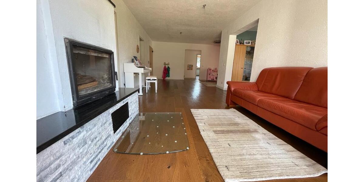 Einfamilienhaus Wettstetten - 10 Zimmer, 245 m&sup2;, 915.000&euro; | Angebot:26305290