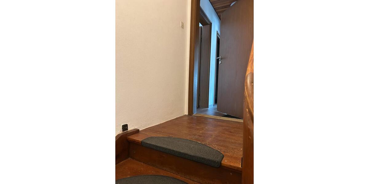 Mehrfamilienhaus, Wohnhaus Ingolstadt Nordost - 9 Zimmer, 176 m&sup2;, 500.000&euro; | Angebot:26262496