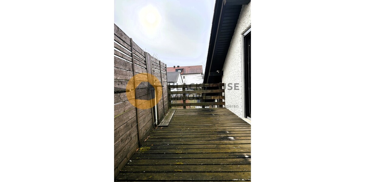 Ein-Zwei-Familienhaus mit Garagen, grosses Grundstück in schöner Ortsrandlage - Zweifamilienhaus Hepberg | Angebot:25234782