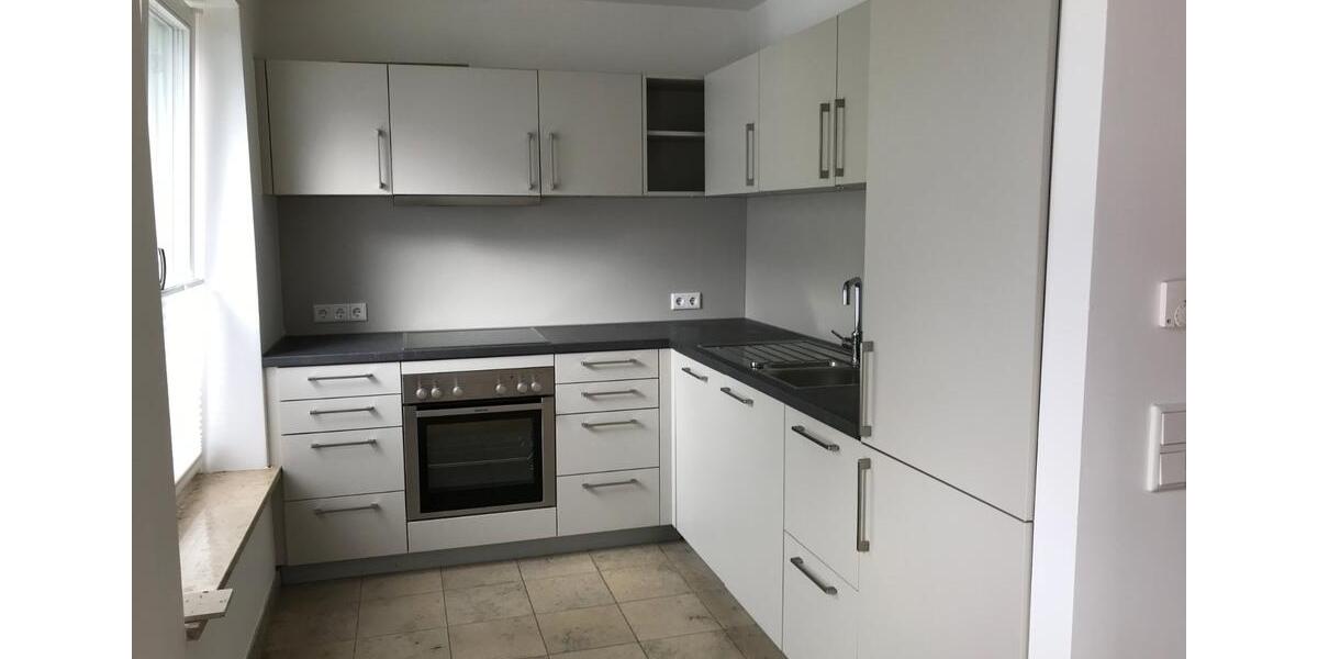 Etagenwohnung Ingolstadt - 3 Zimmer, 95 m&sup2;, 1.250&euro; | Angebot:25652549