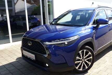 Toyota Corolla Cross 42.920 km 28.900 &euro; Bad Gögging 93333