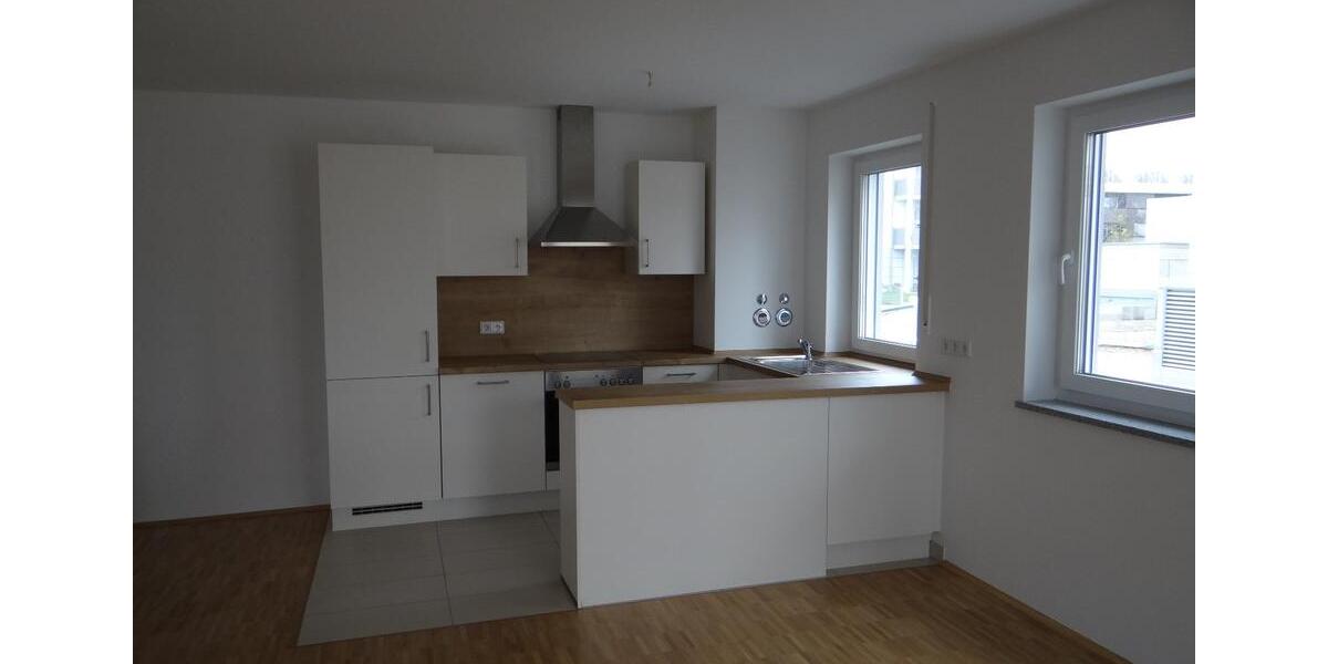 Erdgeschoßwohnung Ingolstadt - 3 Zimmer, 82 m&sup2;, 1.299&euro; | Angebot:26090280