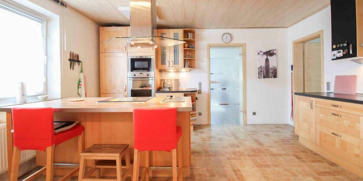 Mehrfamilienhaus, Wohnhaus Pfaffenhofen an der Ilm Pfaffenhofen a d Ilm - 6 Zimmer, 370 m&sup2;, 925.000&euro; | Angebot:26628911