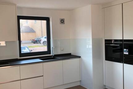 Wohnung Mainburg - 2 Zimmer, 65 m&sup2;, 880&euro; | Angebot:26444219