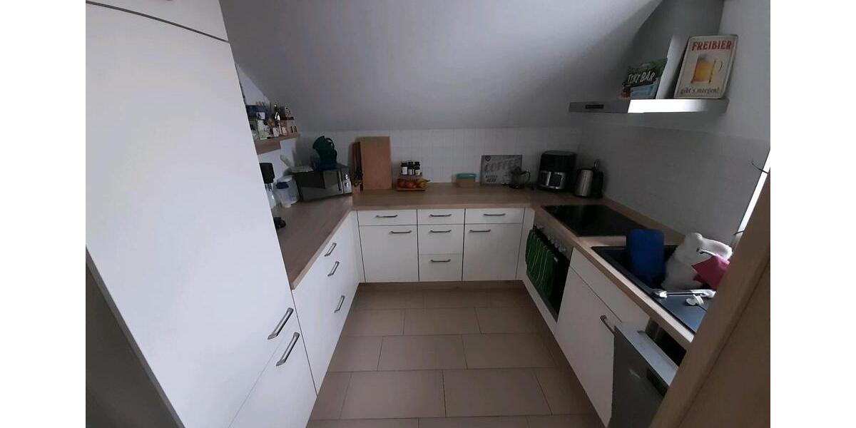 Dachgeschoßwohnung Buxheim - 3 Zimmer, 90 m&sup2;, 900&euro; | Angebot:25945372