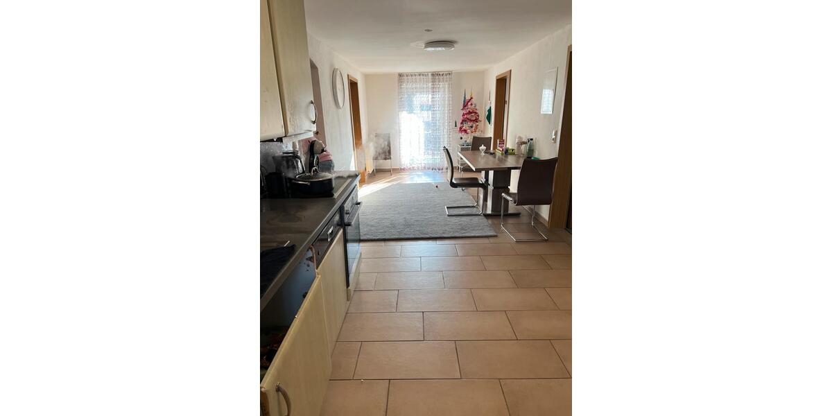 Etagenwohnung Wolnzach - 6 Zimmer, 114 m&sup2;, 1.000&euro; | Angebot:25872189