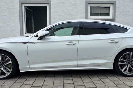 Audi A5 128.000 km 25.590 &euro; Ingolstadt 85055