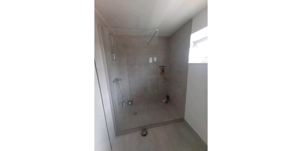 Etagenwohnung Ingolstadt - 7 Zimmer, 208 m&sup2;, 410&euro; | Angebot:25163838